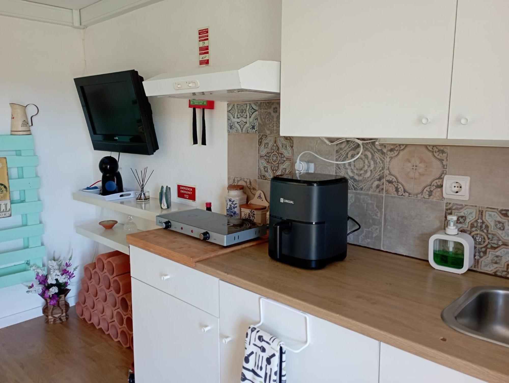 Sossego E Tranquilidade-Valley Guest House-Perto De Lisboa-Estacionamento A Porta Do Alojamento อาร์รูดาโดสวินญอส ภายนอก รูปภาพ